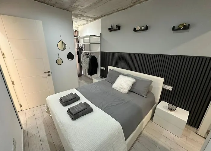 Paceville - 5A - Seaview 2Br, Chill Vibes Spot